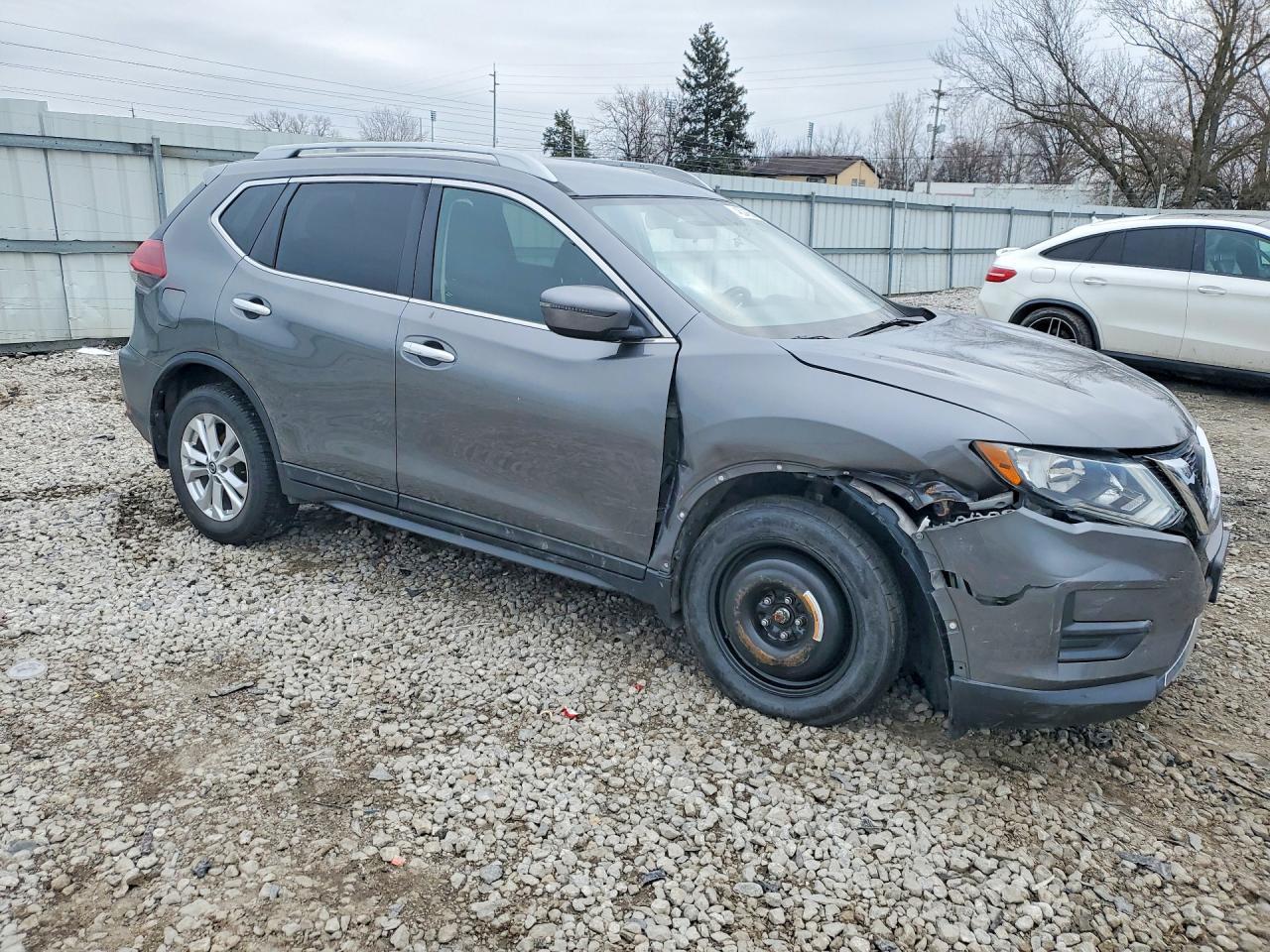 2018 Nissan Rogue S - Фото 4