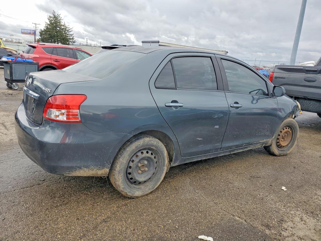 2007 Toyota Yarus - Фото 3