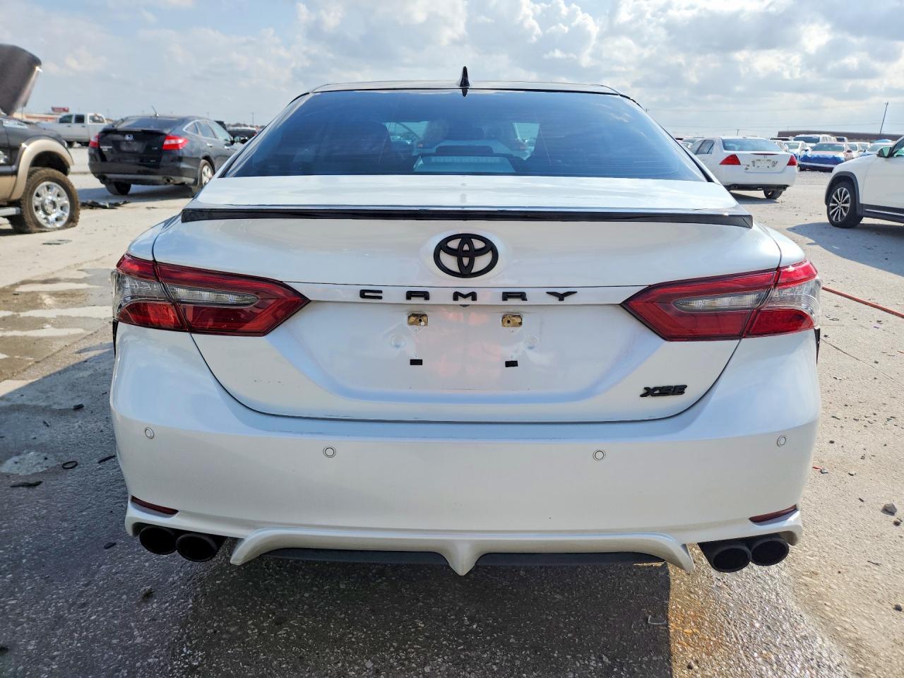 2021 Toyota Camry Xse V6 - Фото 6
