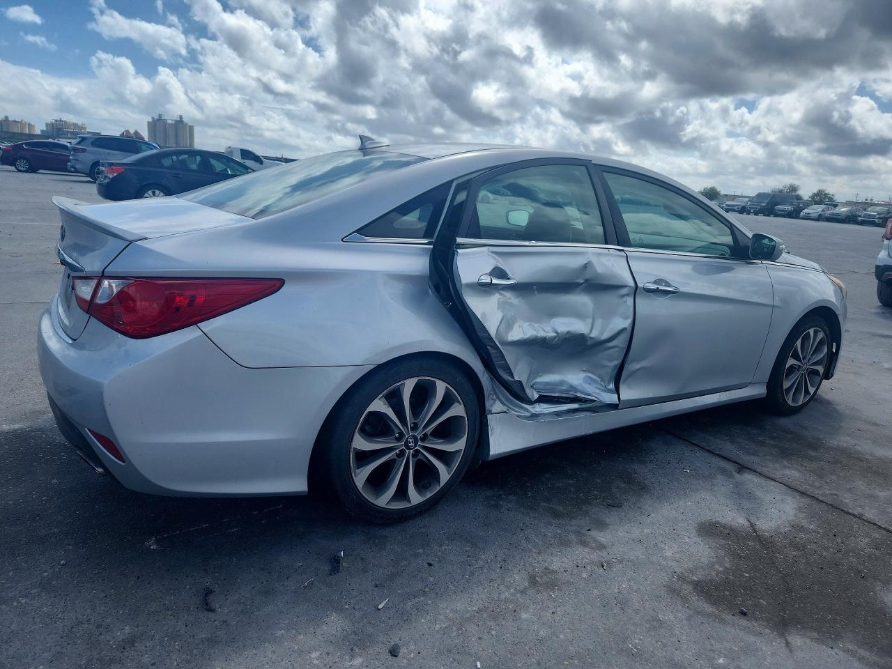 2014 Hyundai Sonata Se - Фото 3