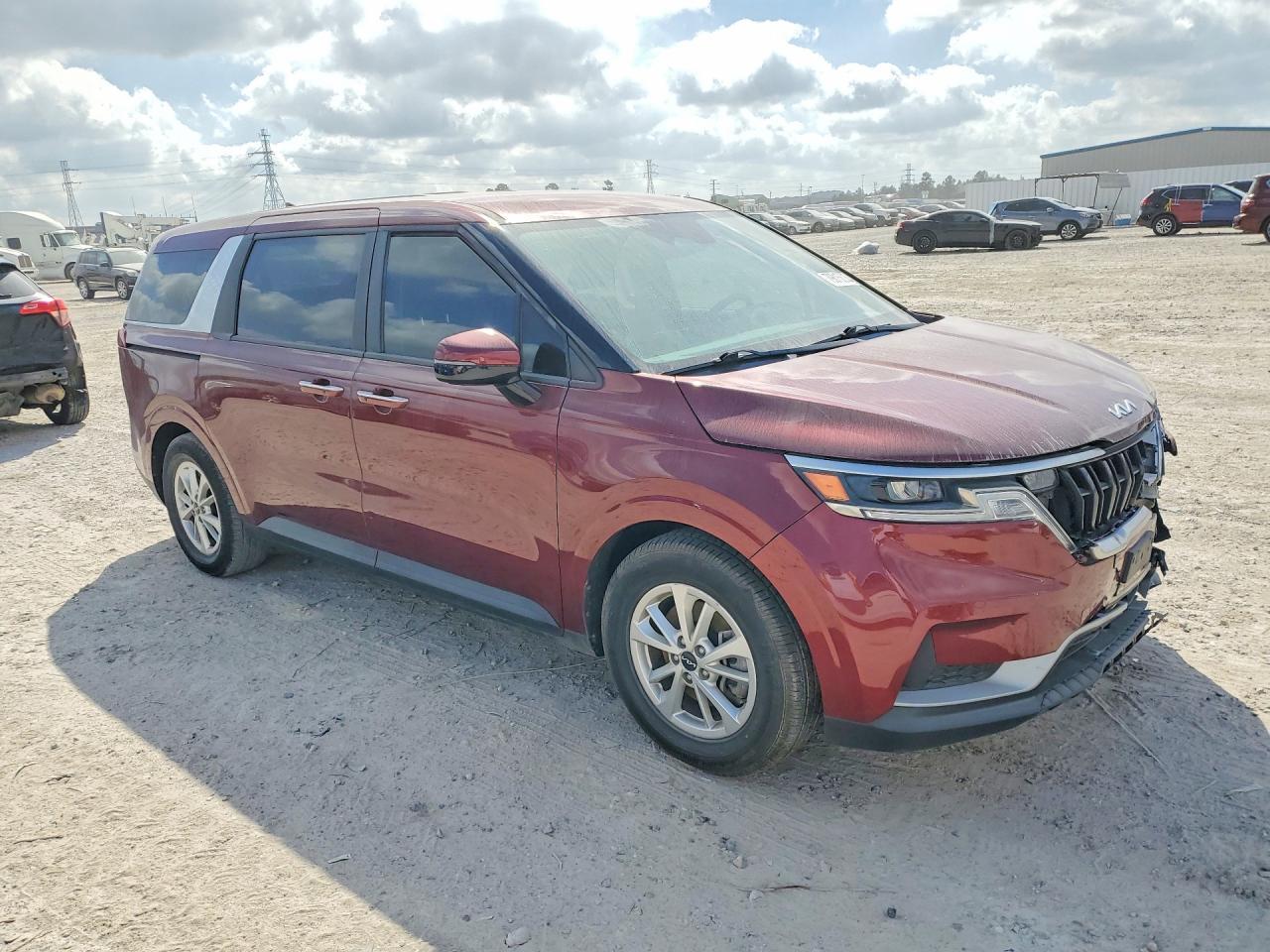 2023 Kia Carnival Lx - Image 4