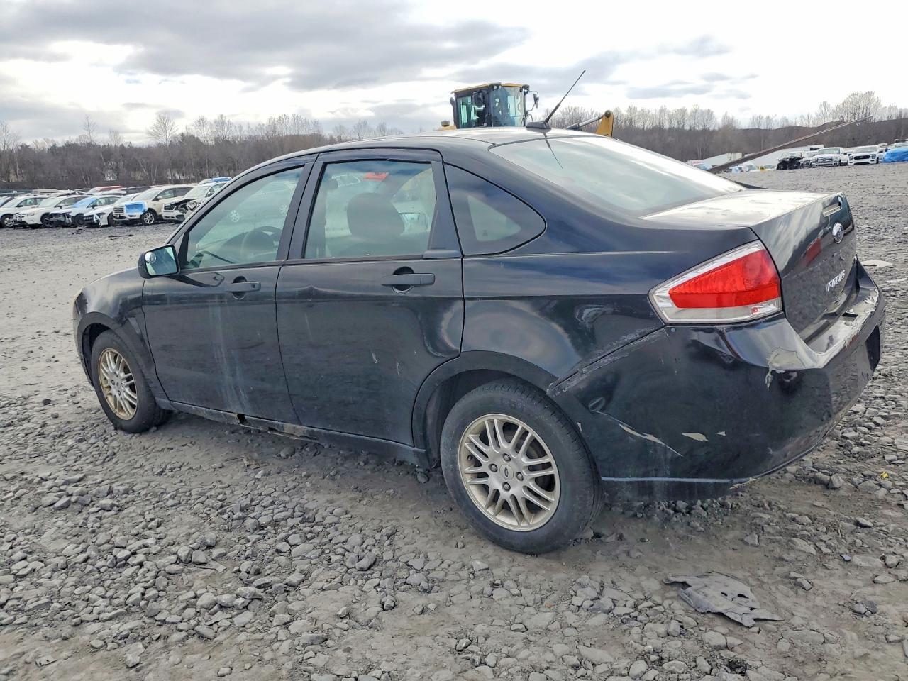 2010 Ford Focus Se - Image 2