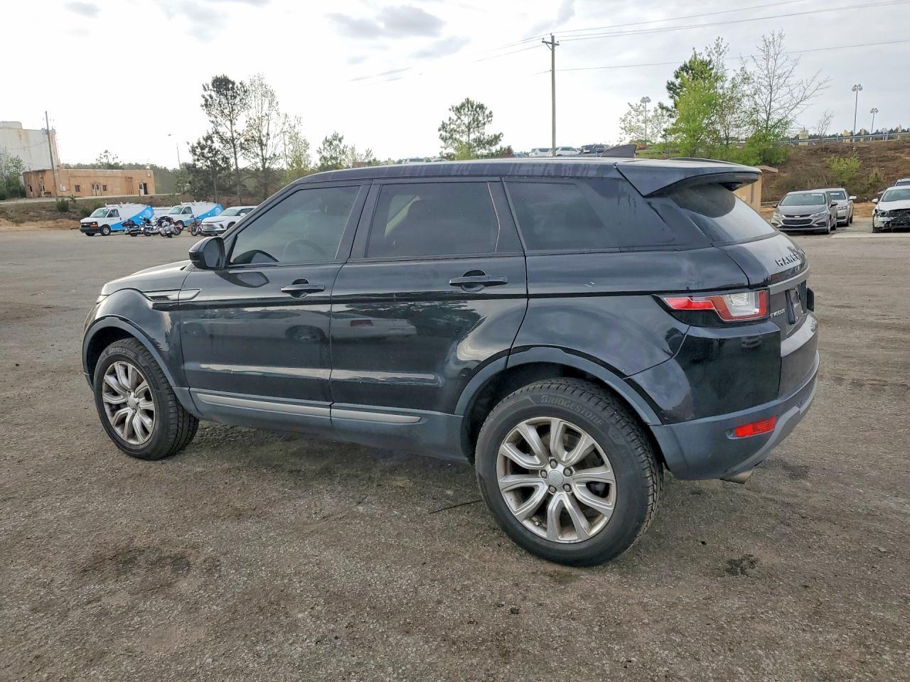 2018 Land Rover Range Rover Evoque Se - Image 2