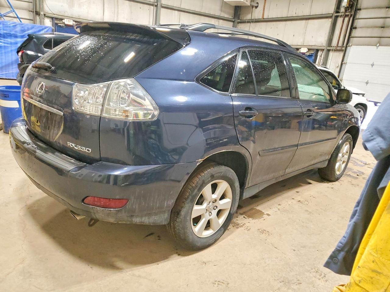 2004 Lexus Rx 330 - Фото 3