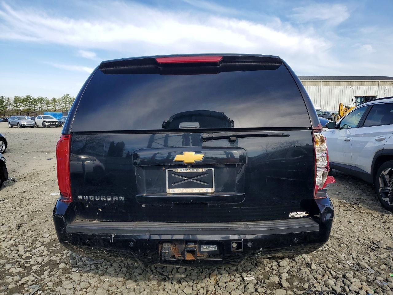 2013 Chevrolet Suburban K1500 Lt - Image 6