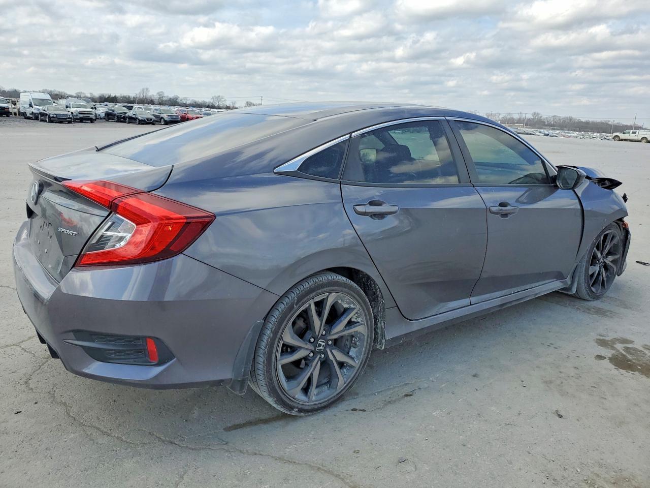 2019 Honda Civic Sport - Фото 3