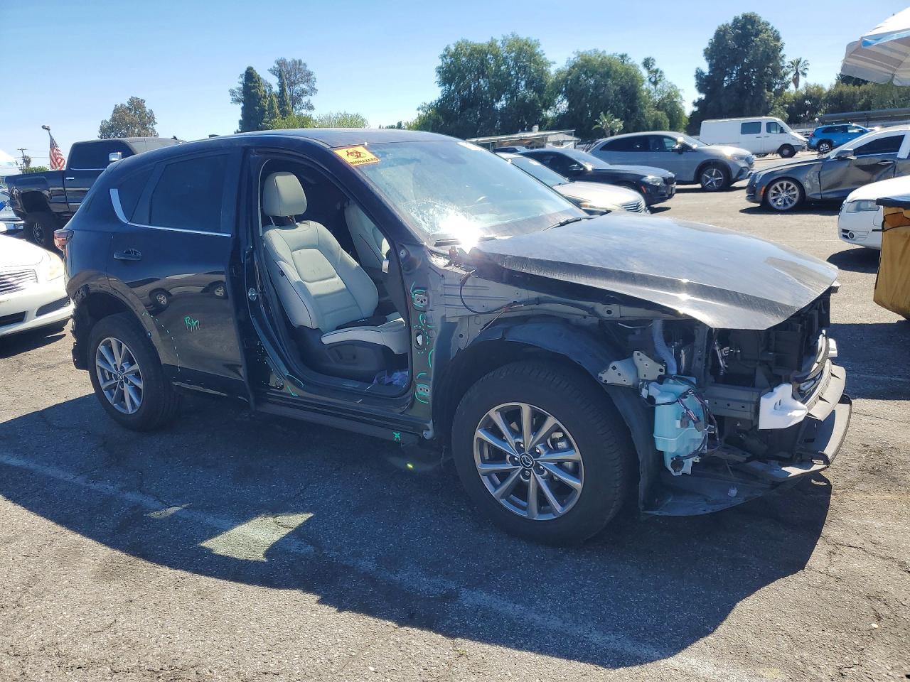 2024 Mazda Cx-5 Preferred - Image 4
