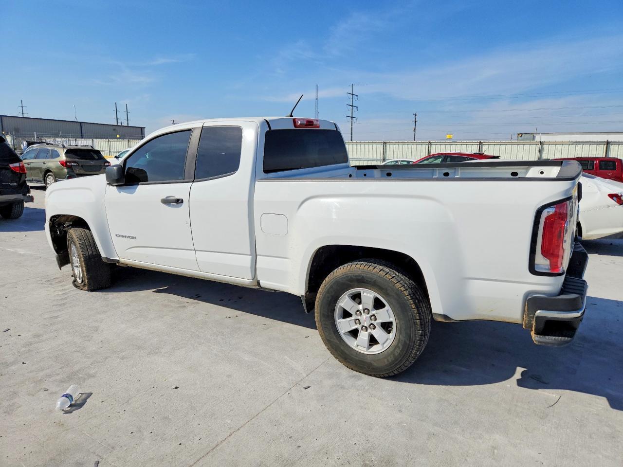 2016 GMC Canyon - Image 2