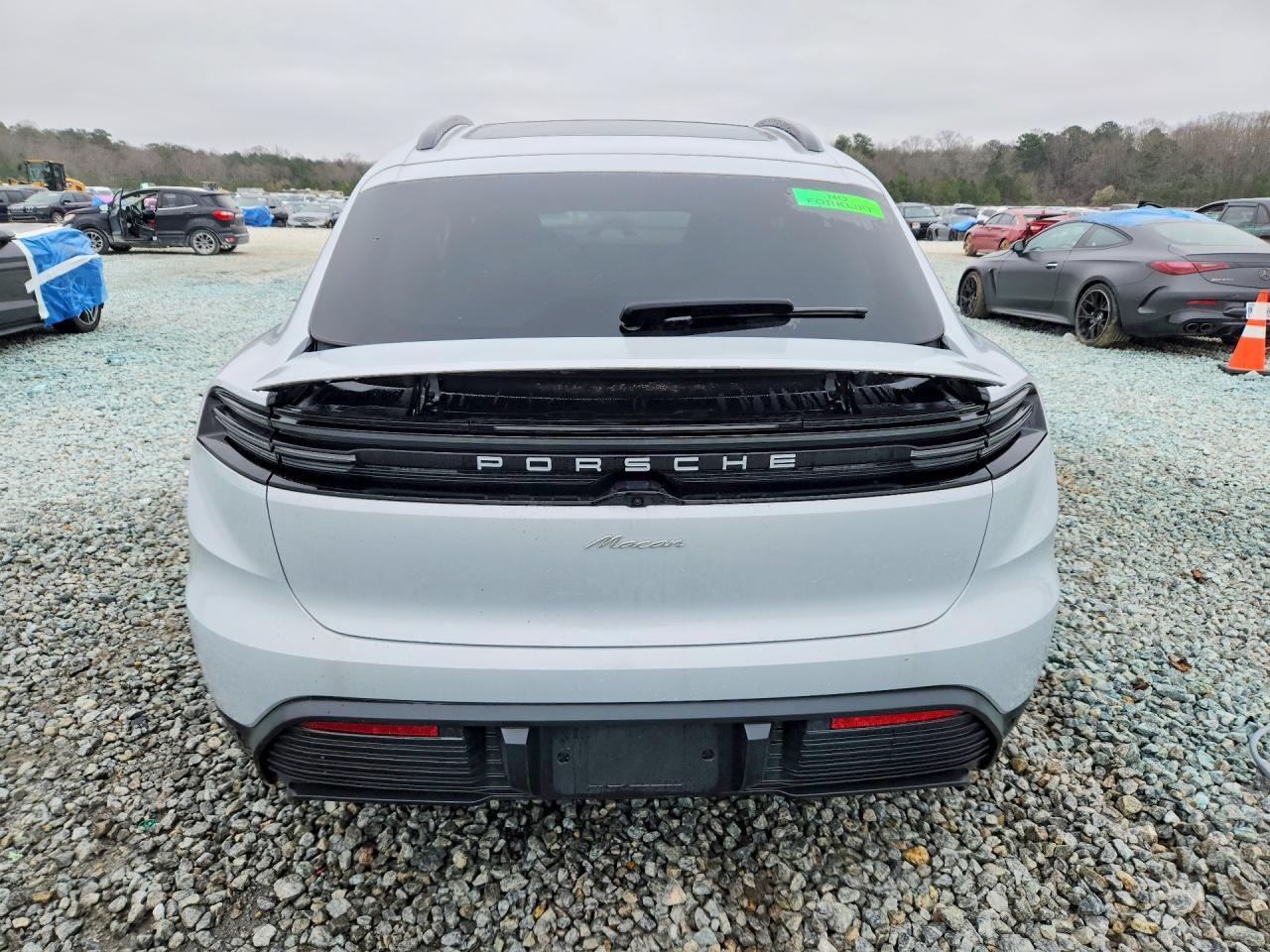 2025 Porsche Macan - Фото 6