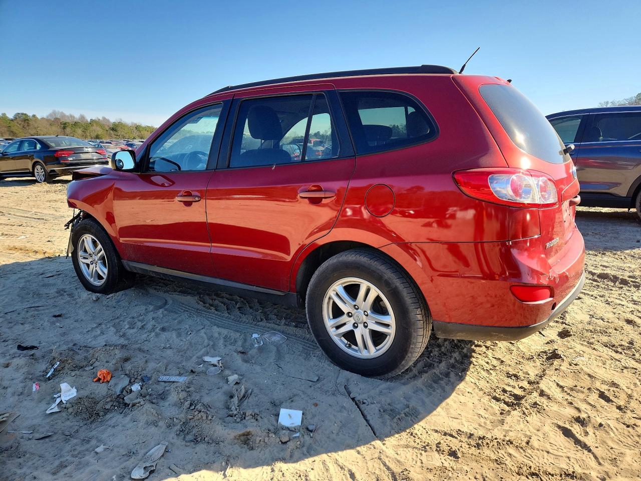 2010 Hyundai Santa Fe - Image 2
