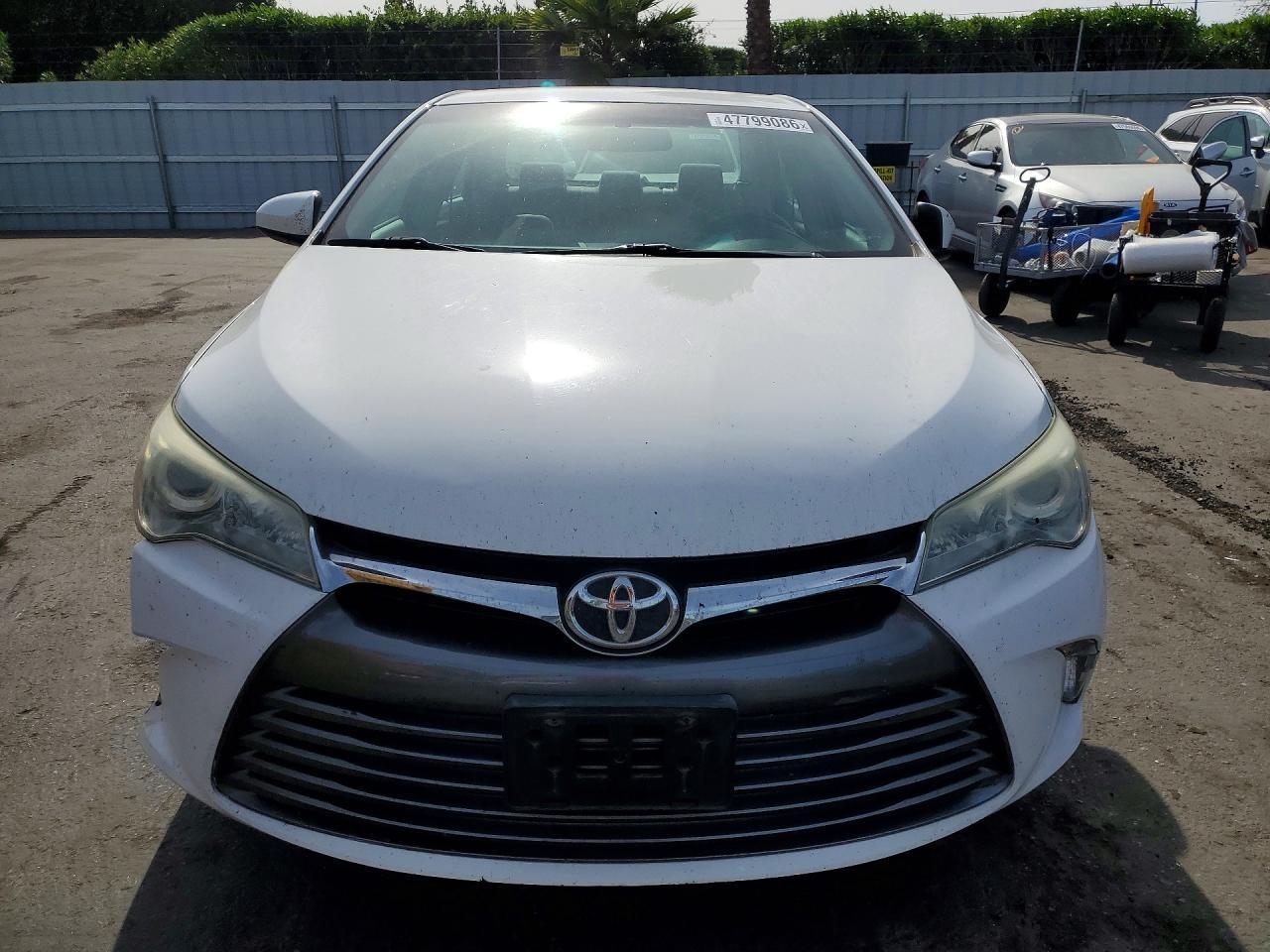 2016 Toyota Camry Le - Фото 5