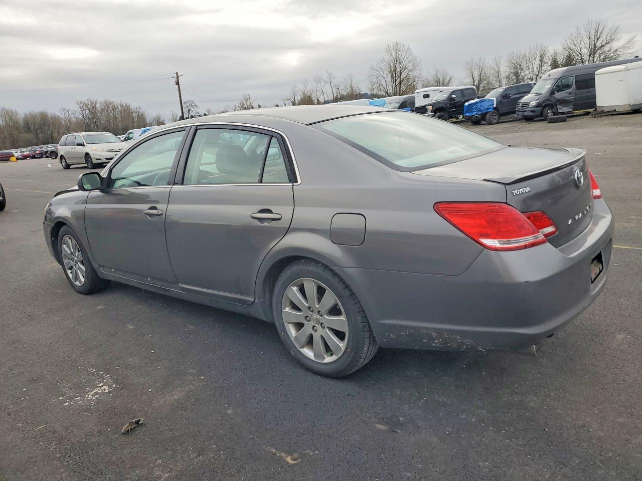 2007 Toyota Avalon Xls - Image 2