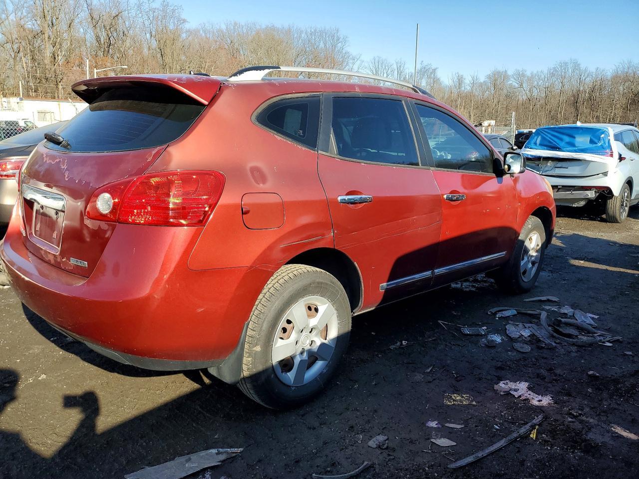 2014 Nissan Rogue Select S - Фото 3