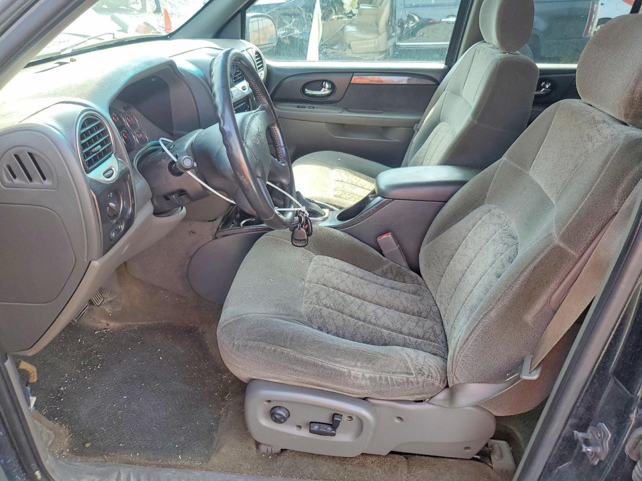 2002 GMC Envoy - Фото 7