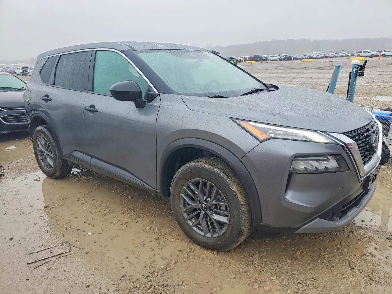 2023 Nissan Rogue S - Фото 4