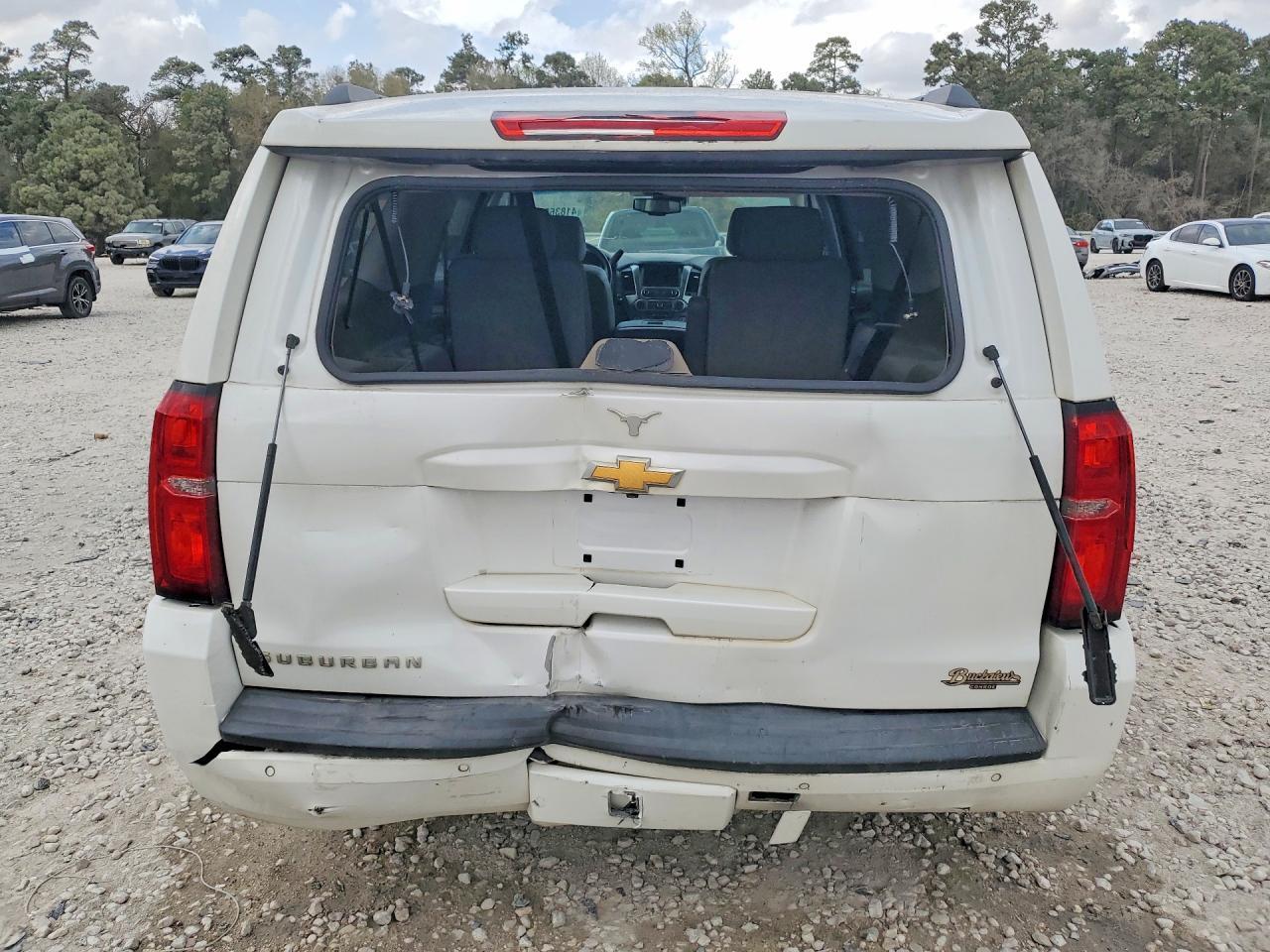 2017 Chevrolet Suburban C1500 Lt - Фото 6