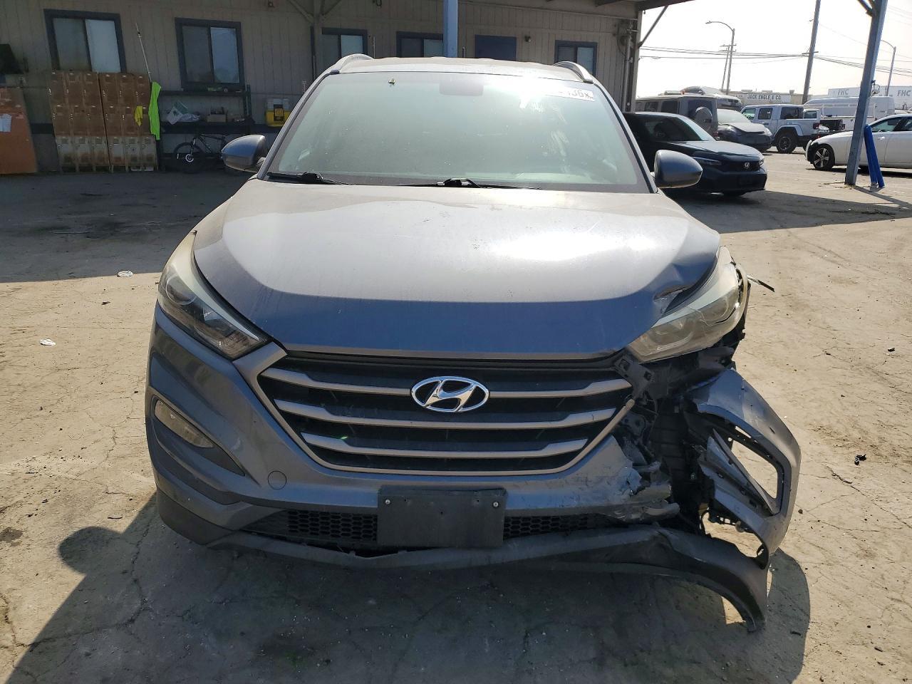 2016 Hyundai Tucson Se - Фото 5