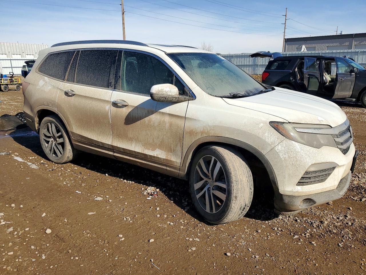 2017 Honda Pilot Elite - Фото 4