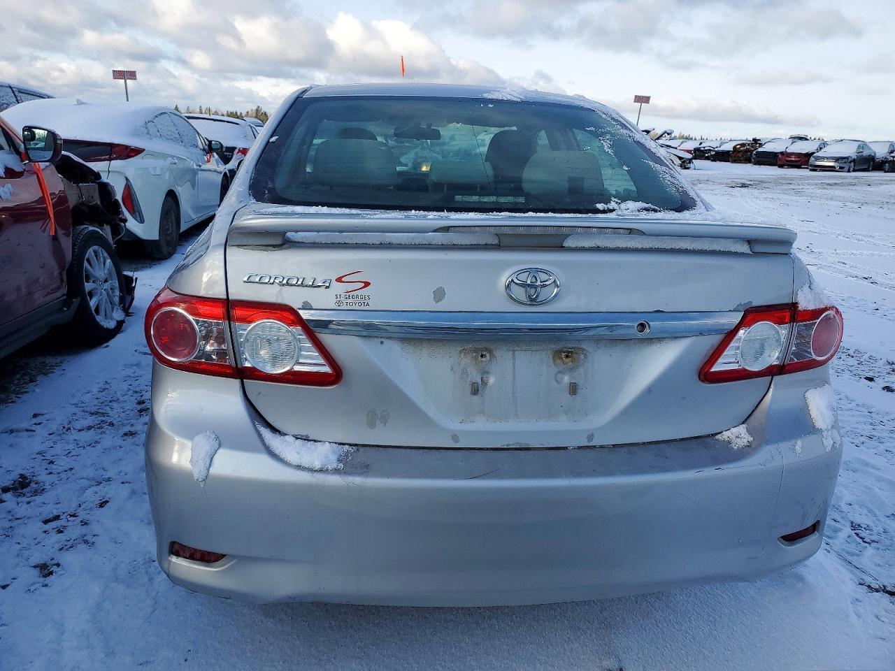 2012 Toyota Corolla L - Фото 6