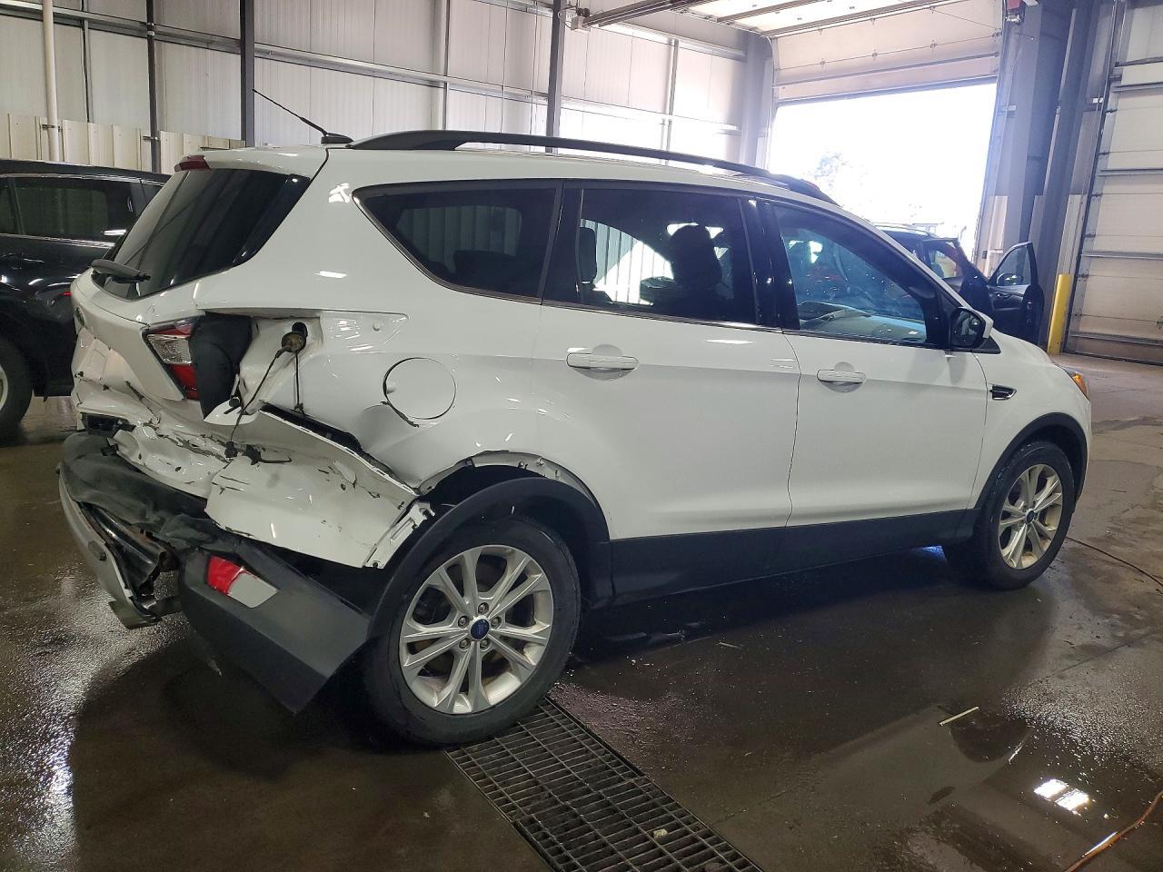 2018 Ford Escape Se - Фото 3