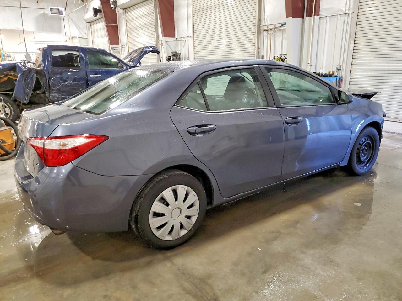 2016 Toyota Corolla Le - Фото 3