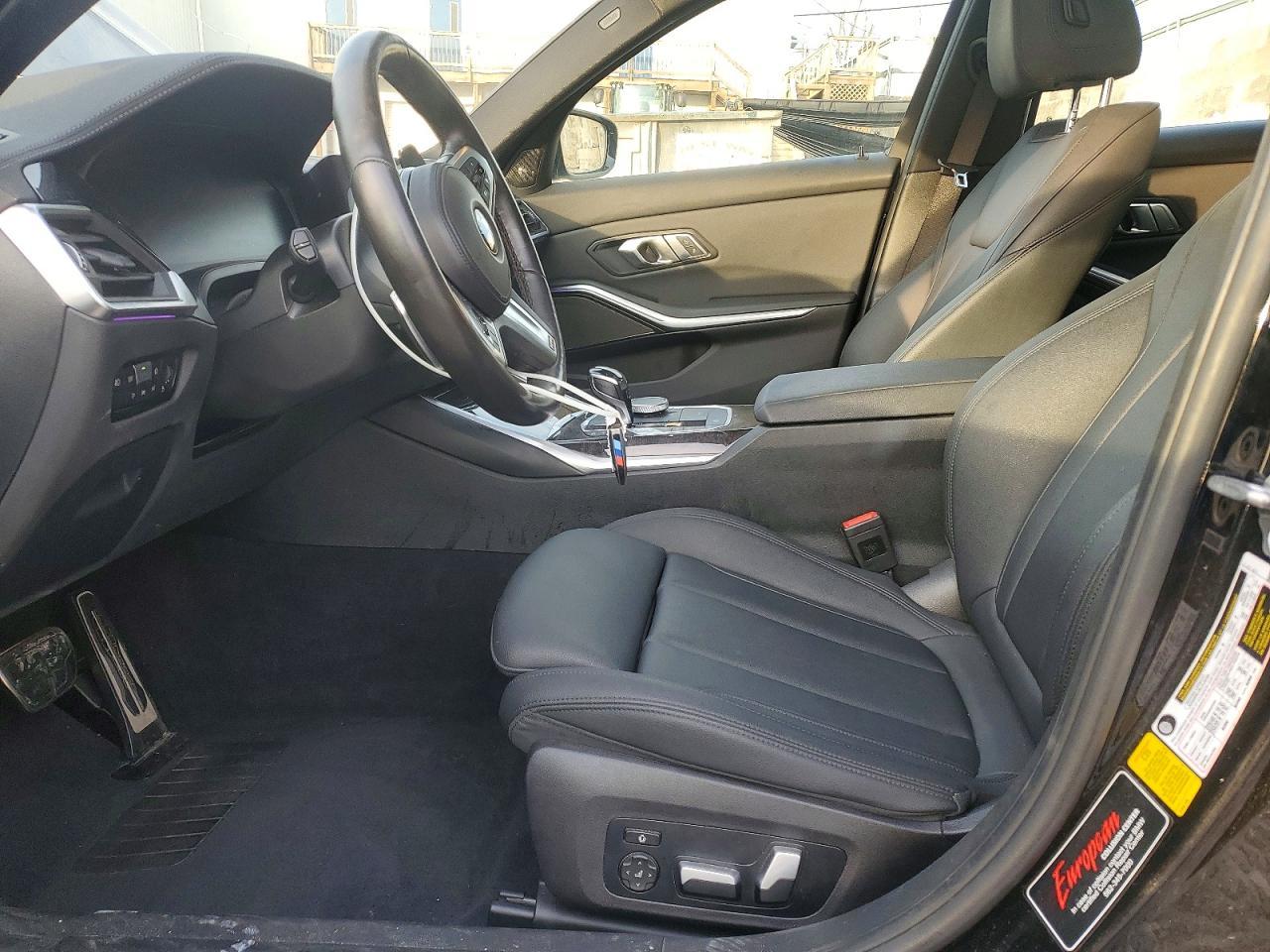 2021 BMW 330I - Фото 7