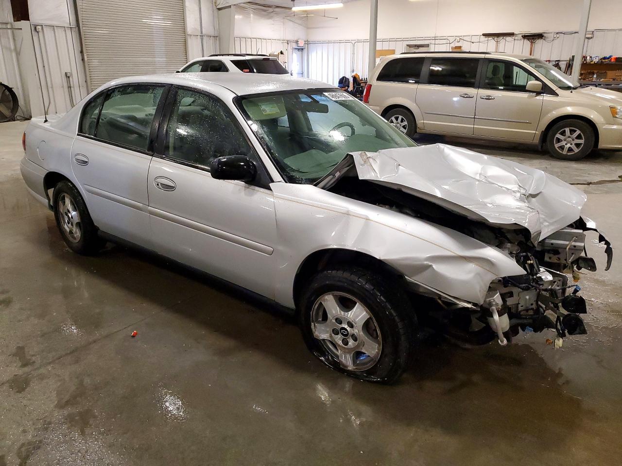 2005 Chevrolet Classic - Фото 4