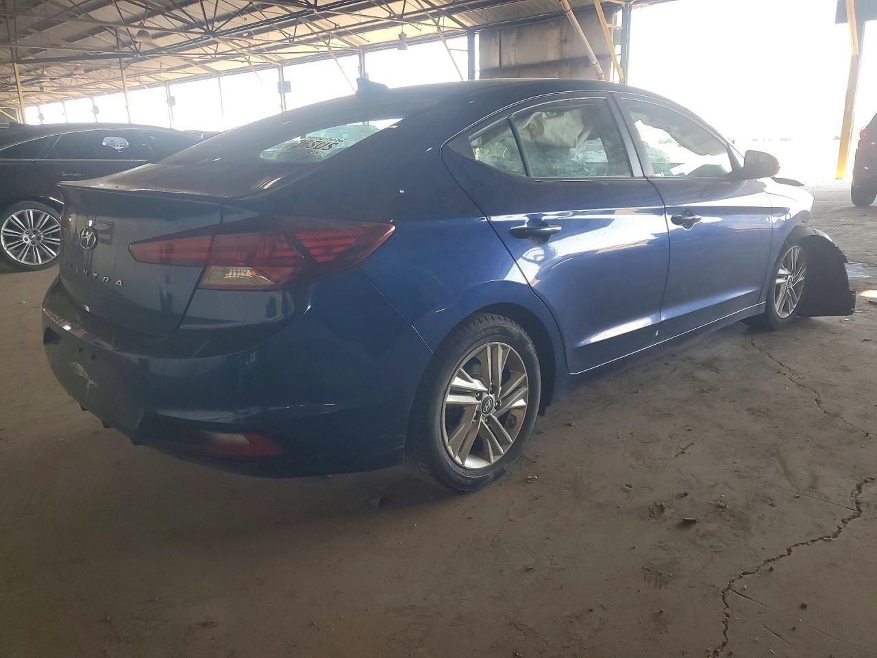 2019 Hyundai Elantra Sel - Фото 3