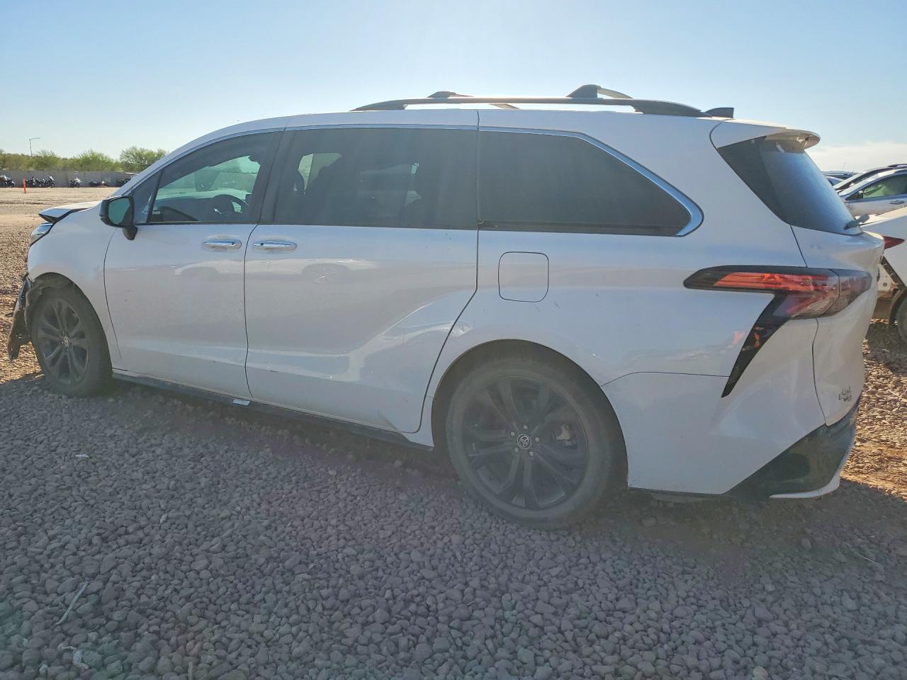 2022 Toyota Sienna Xse 7-Passenger - Фото 2