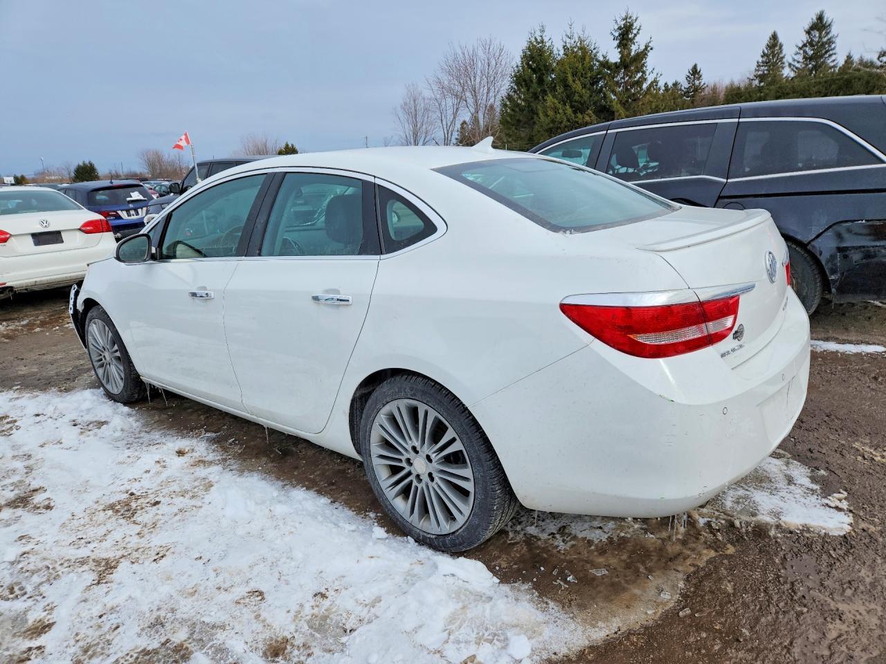2014 Buick Verano - Image 2