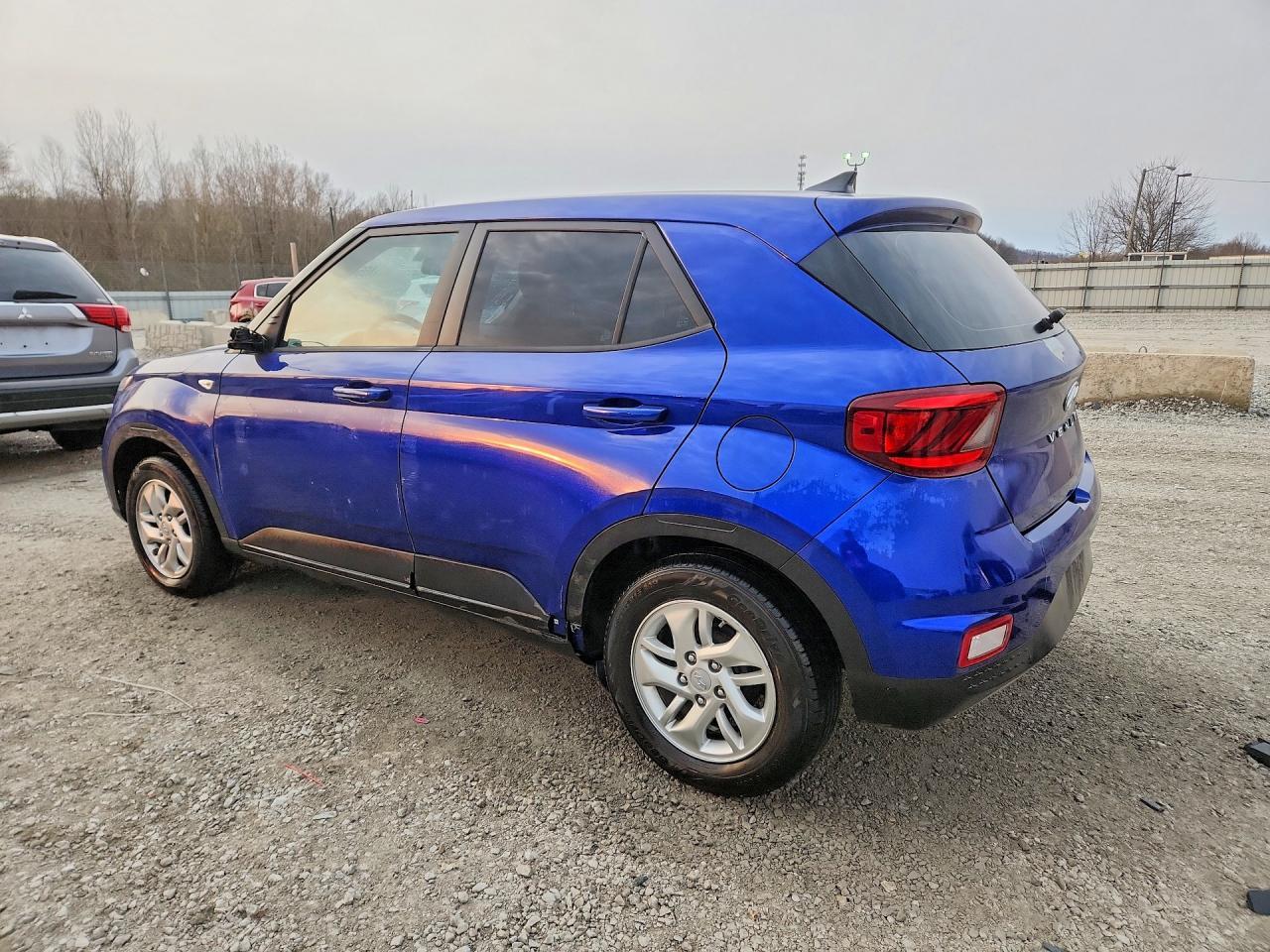 2021 Hyundai Venue Se - Фото 2