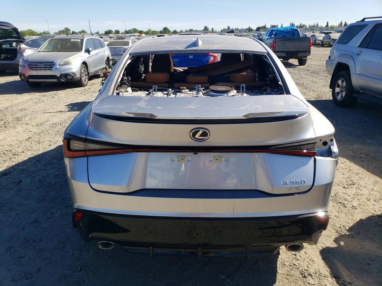 2024 Lexus Is 350 F Sport Design - Image 6