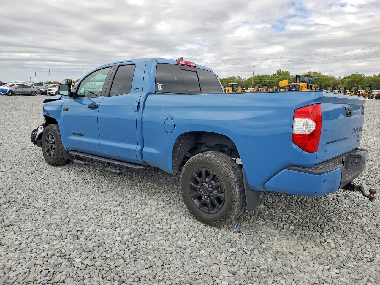 2021 Toyota Tundra Sr5 - Image 2