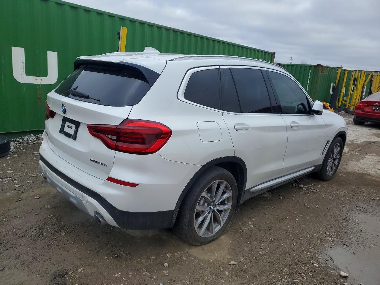 2019 BMW X3 Sdrive30I - Фото 3