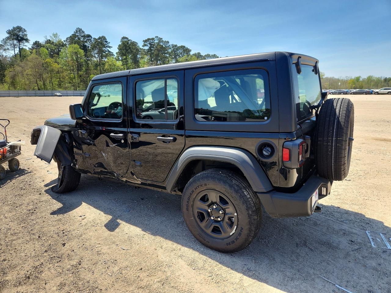 2026 Jeep Wrangler Sport - Фото 2