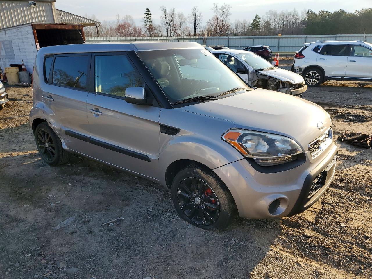 2013 Kia Soul + - Image 4