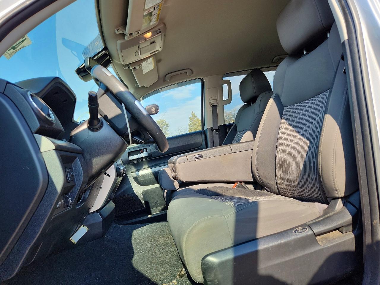 2019 Toyota Tundra Sr5 - Фото 7