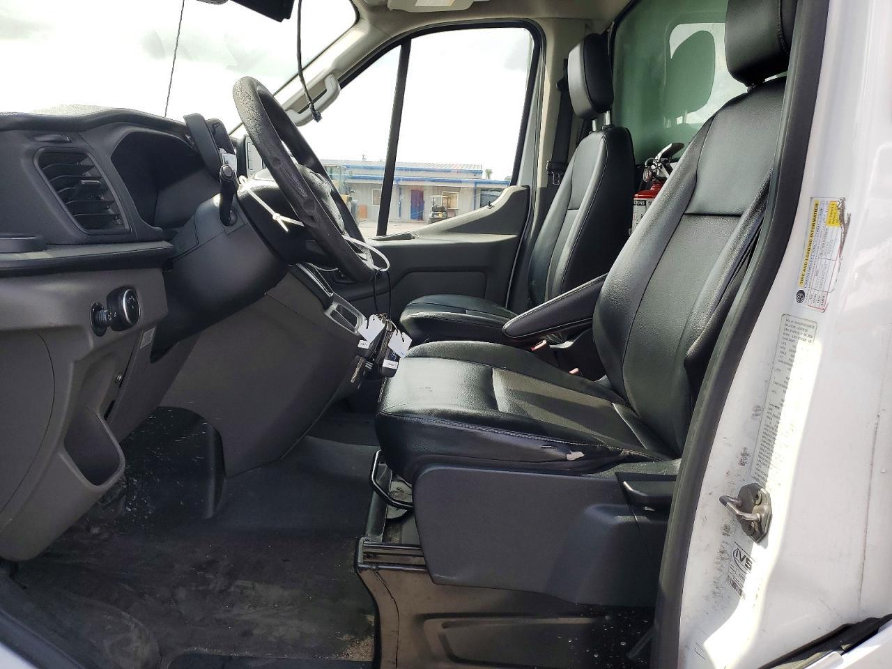 2020 Ford Transit Delivery Truck - Image 7