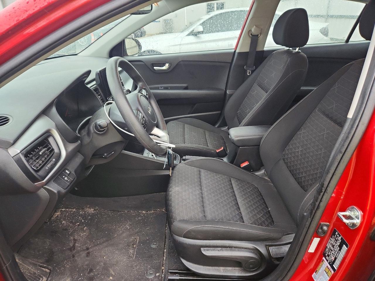 2022 Kia Rio S - Фото 7