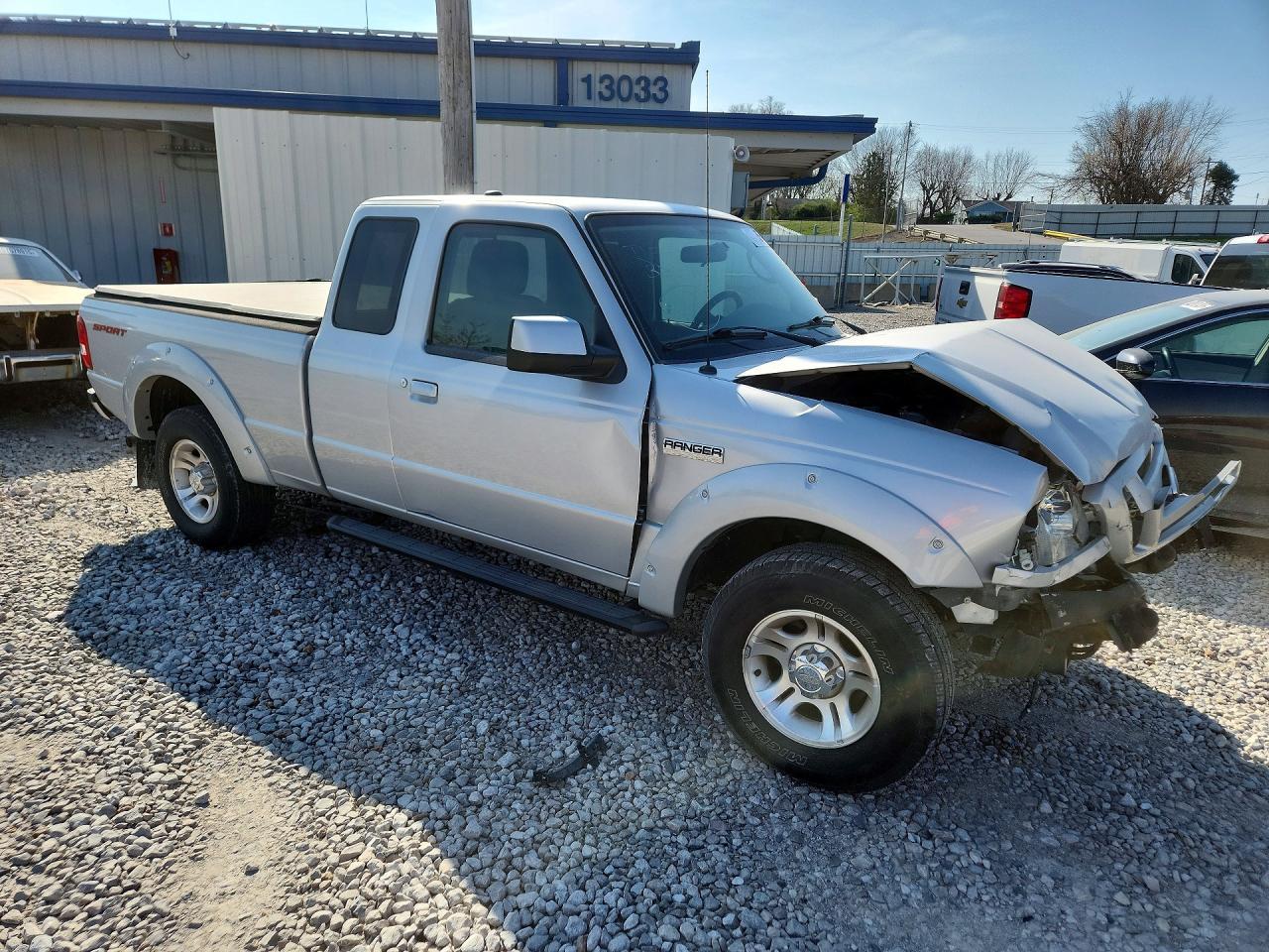 2011 Ford Ranger Super Cab - Image 4