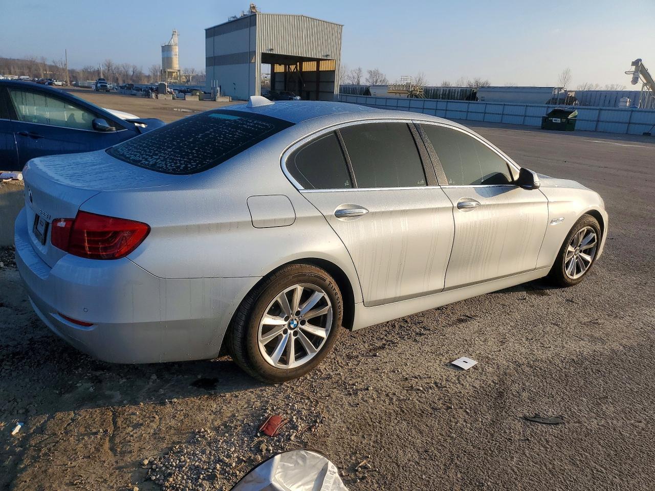 2015 BMW 528 Xi - Фото 3
