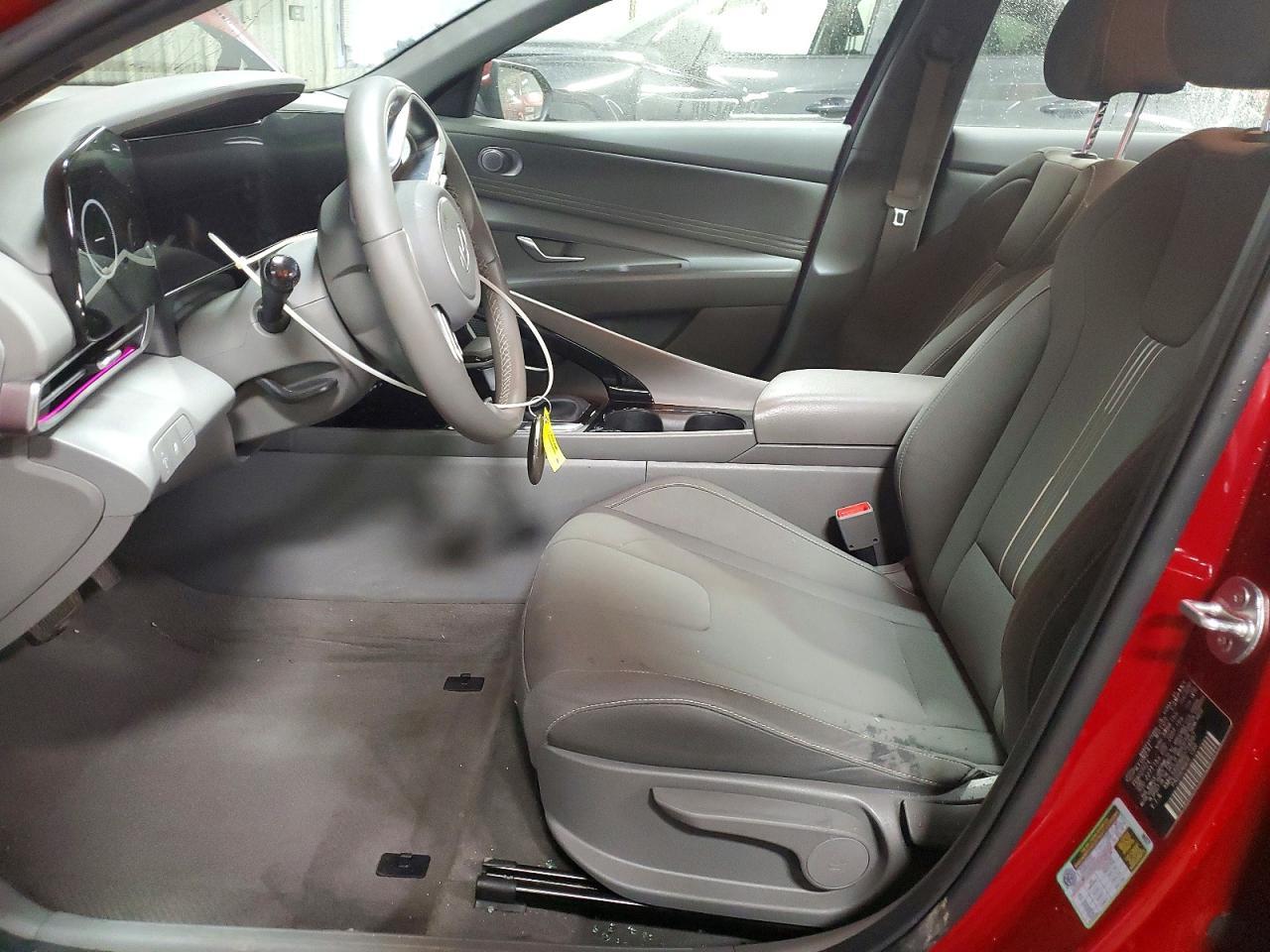 2024 Hyundai Elantra Sel - Image 7