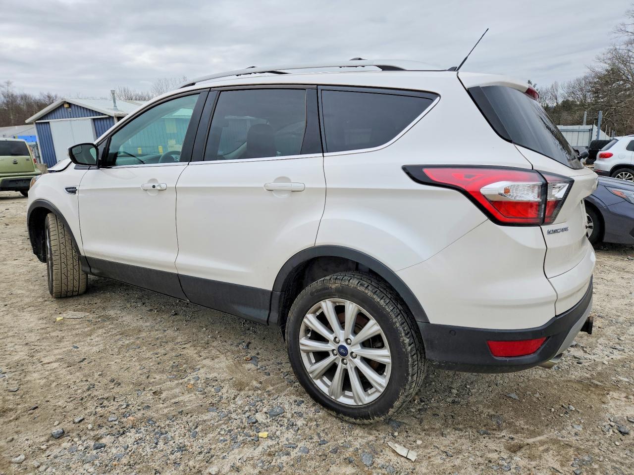 2018 Ford Escape Titanium - Фото 2