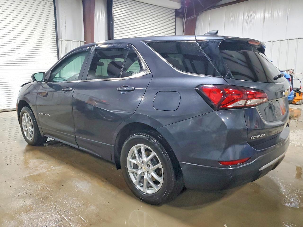 2022 Chevrolet Equinox Lt - Фото 2