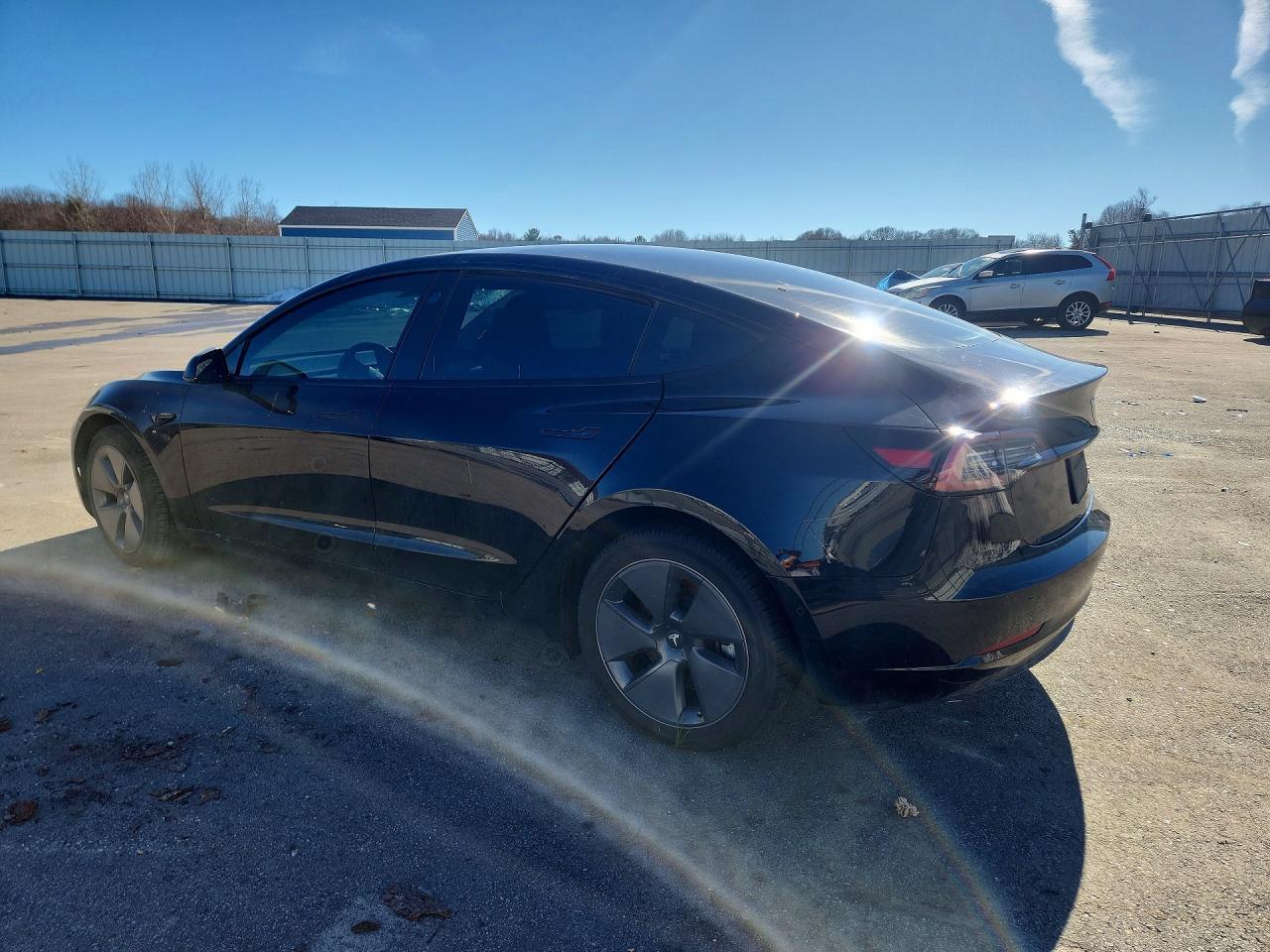 2022 Tesla Model 3 - Фото 2