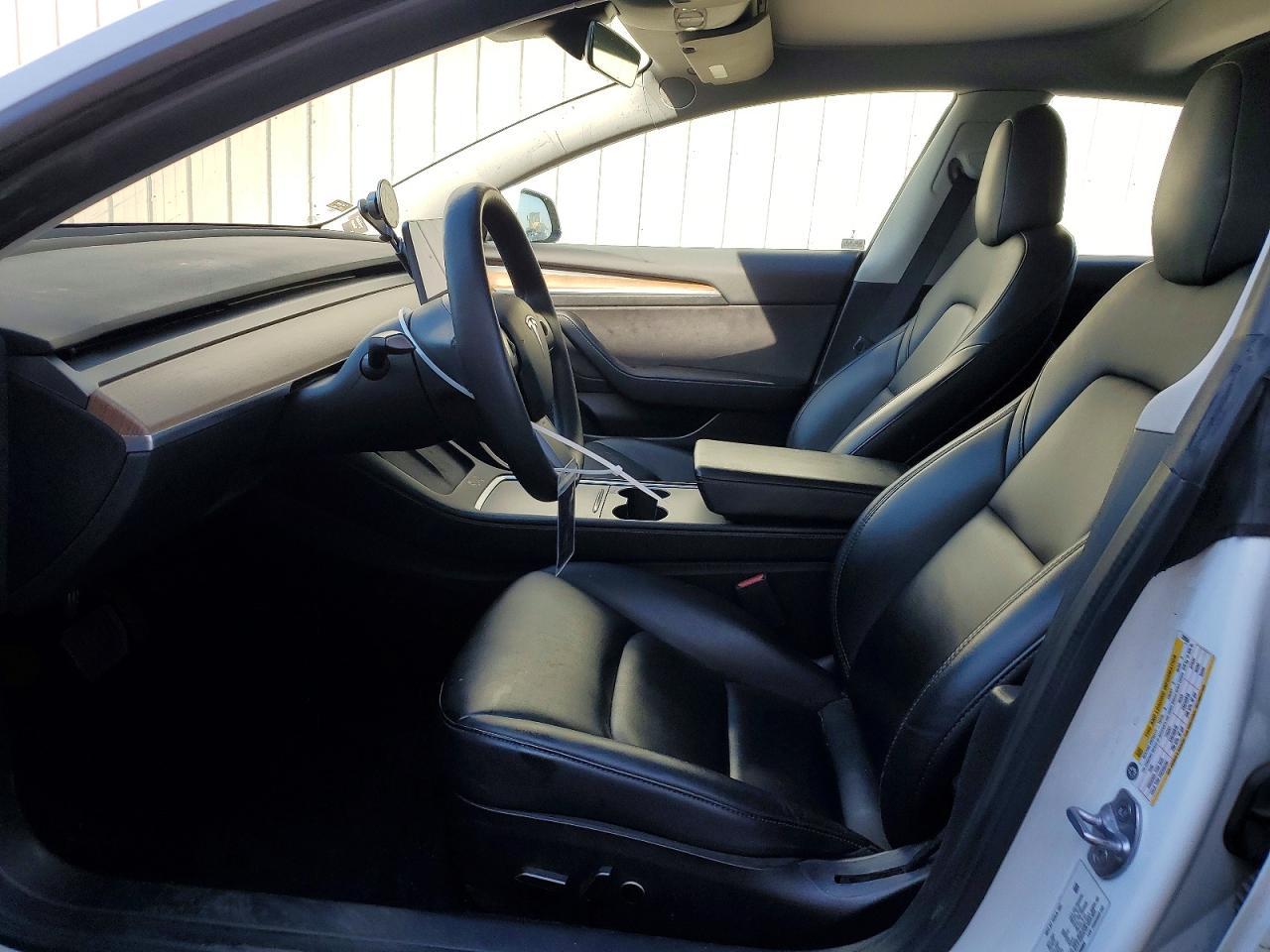 2022 Tesla Model 3 - Фото 7