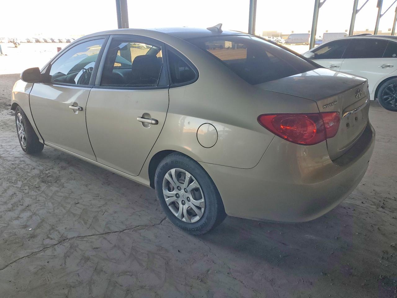 2010 Hyundai Elantra Gls - Фото 2