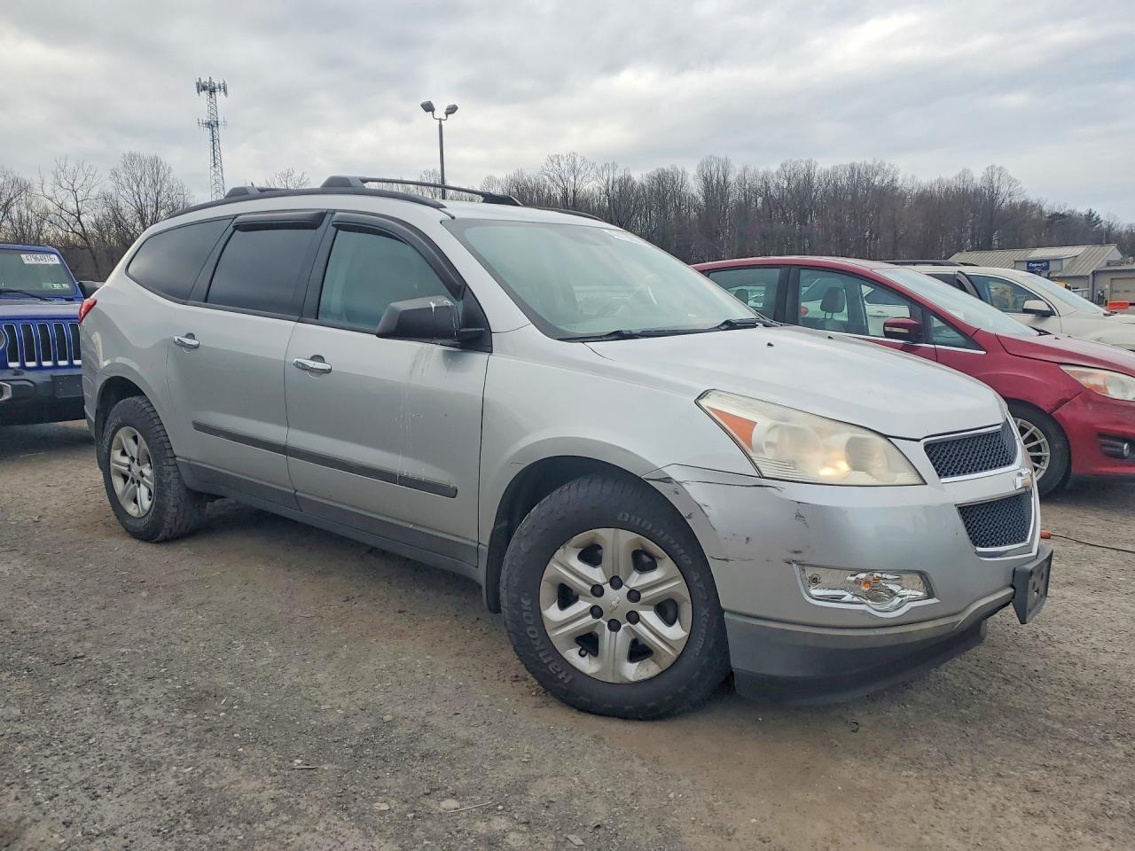 2011 Chevrolet Traverse Ls - Image 4