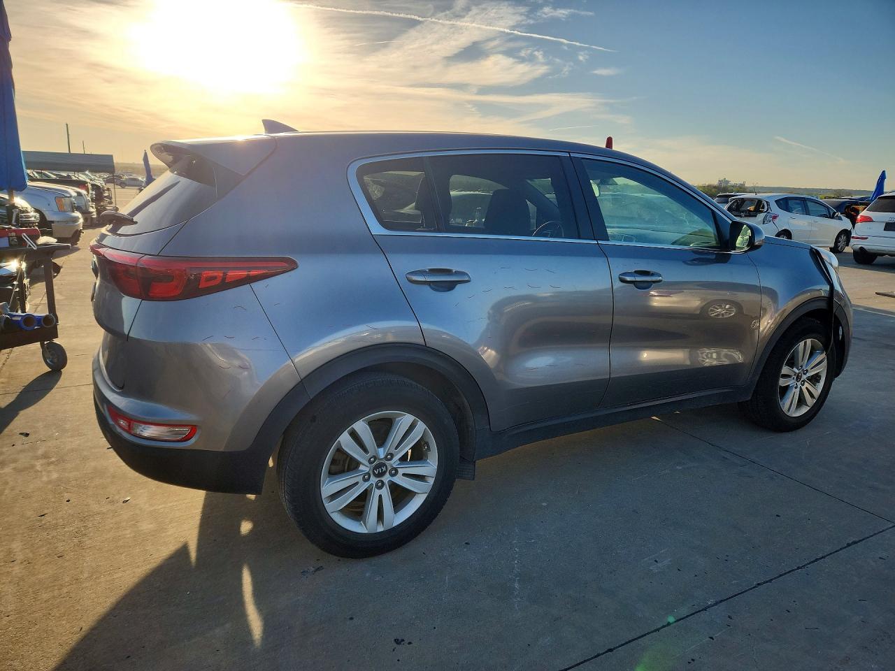 2017 Kia Sportage Lx - Фото 3
