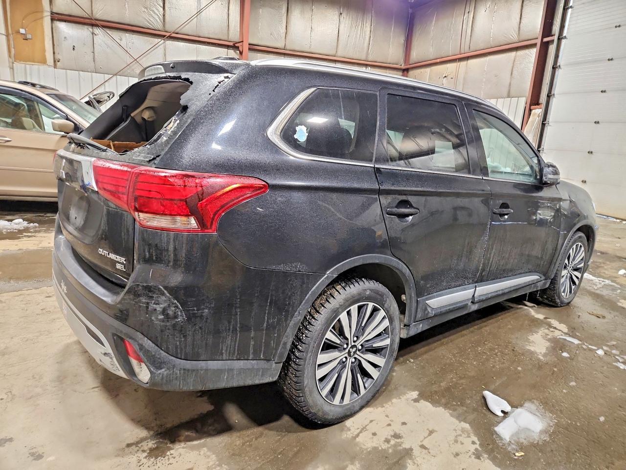 2019 Mitsubishi Outlander Se - Image 3